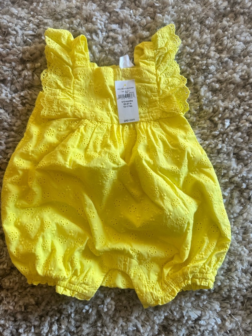 Baby Gap Yellow Eyelet Romper – New With Tags (3–6 Months)